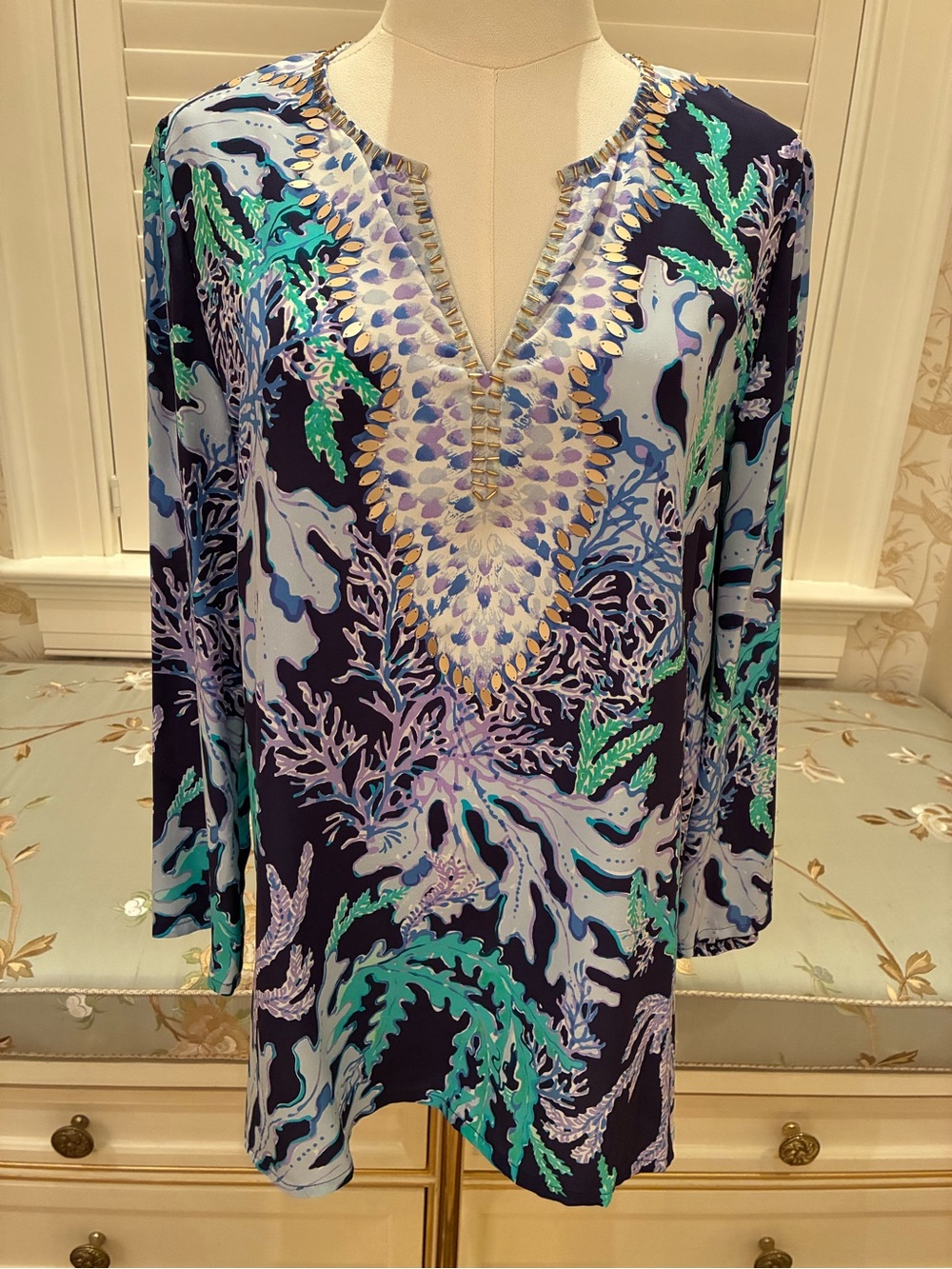 Lilly Pulitzer 100% Silk Ocean-Inspired Blue Multicolor Gold Beaded V-Neck Tunic